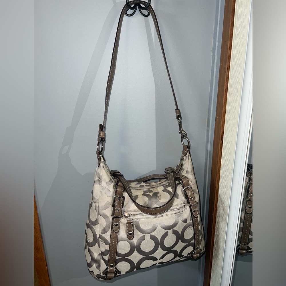 COA! Coach Op Art Alexandra Shoulder Bag